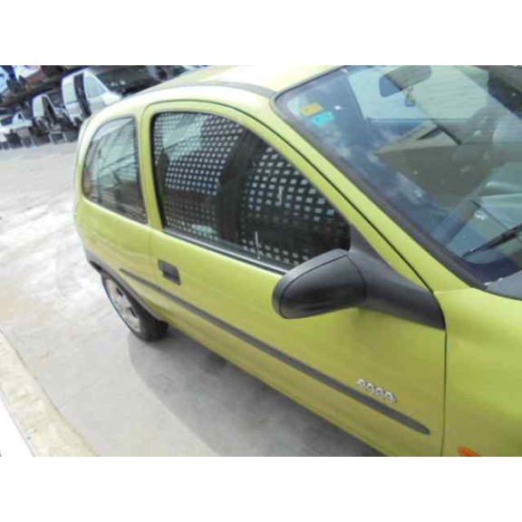opel corsa b del año 2000