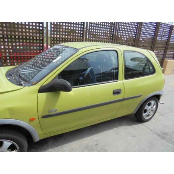 opel corsa b del año 2000
