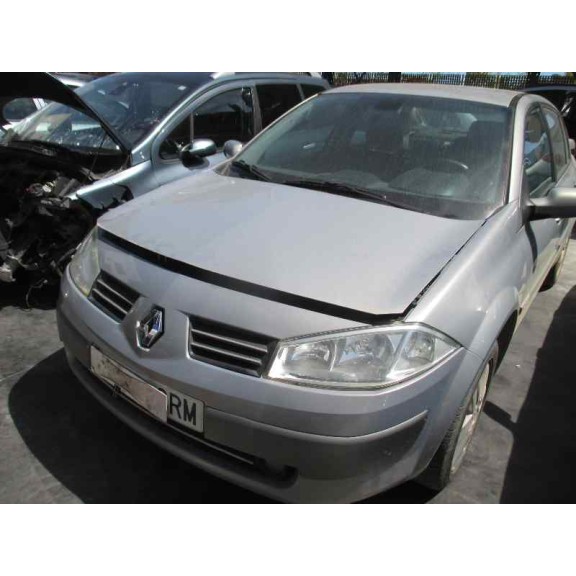 renault megane ii classic berlina del año 2004