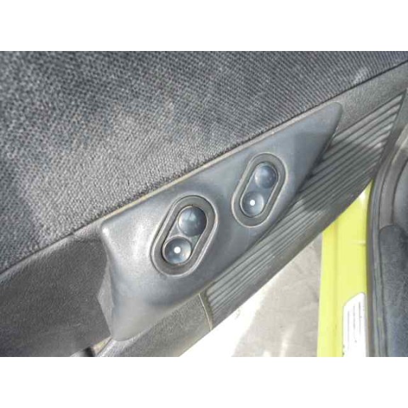 opel corsa b del año 2000