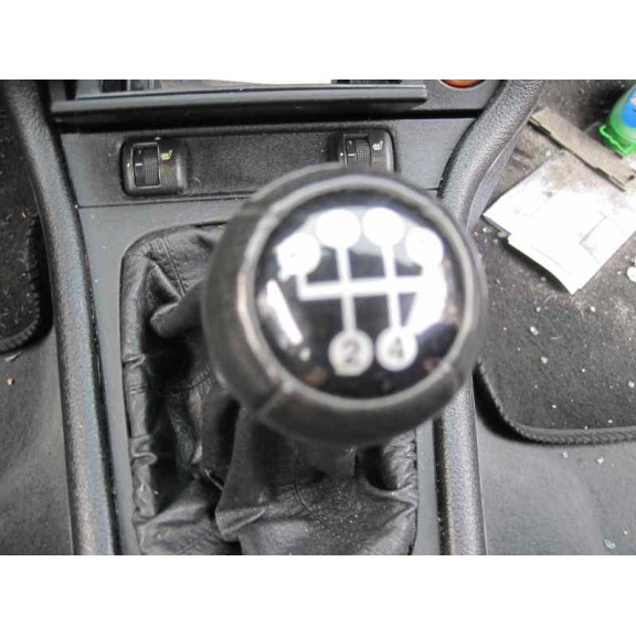 opel astra g berlina del año 1998