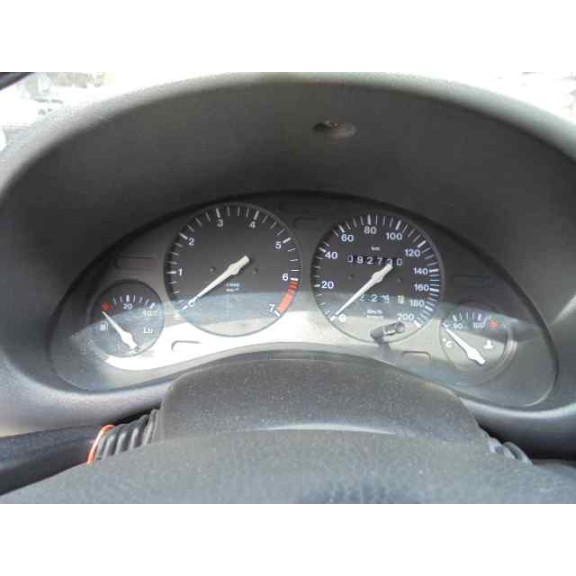 opel corsa b del año 2000