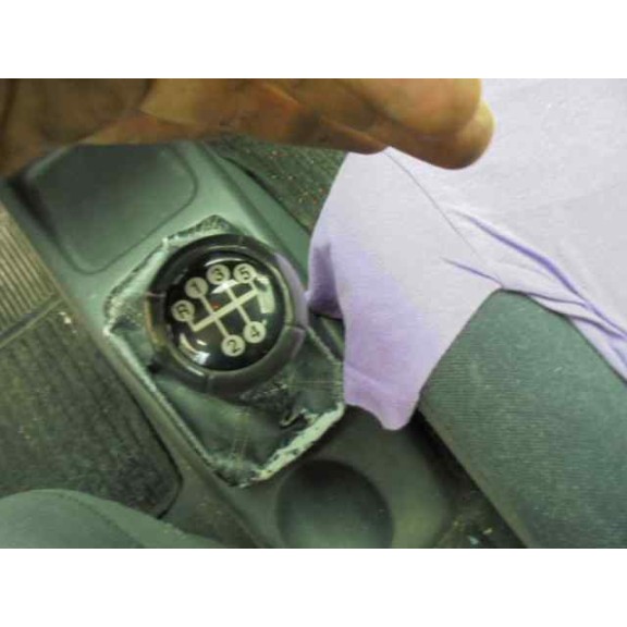 opel corsa b del año 2000