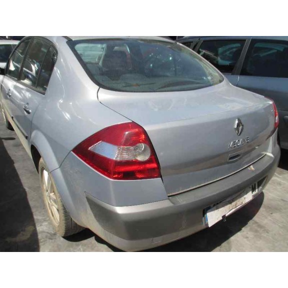 renault megane ii classic berlina del año 2004