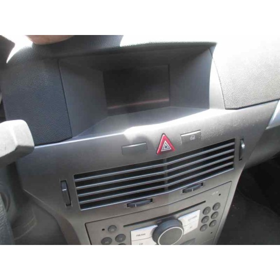 opel astra h berlina del año 2005