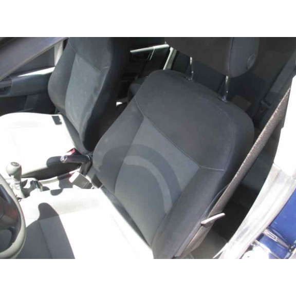 opel astra h berlina del año 2005