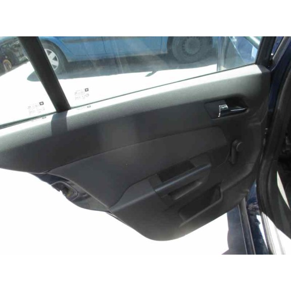 opel astra h berlina del año 2005