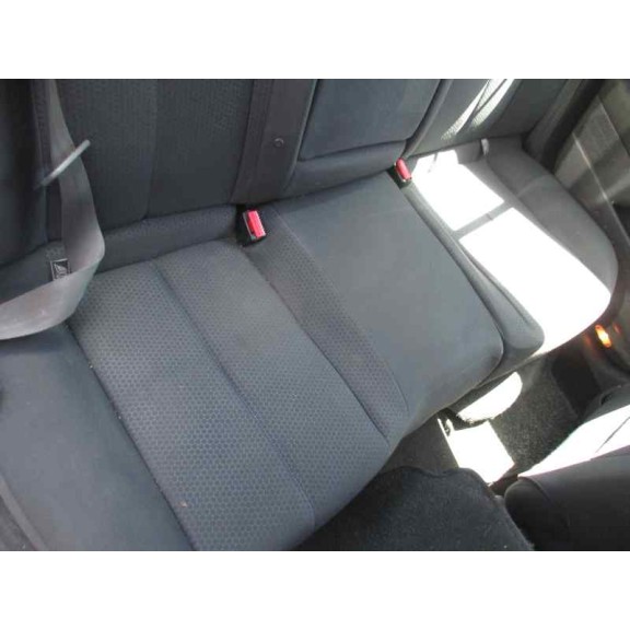 renault megane ii classic berlina del año 2004