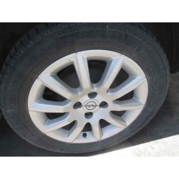 opel astra h berlina del año 2005