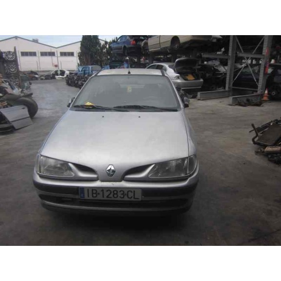 renault megane i berlina hatchback (ba0) del año 1996