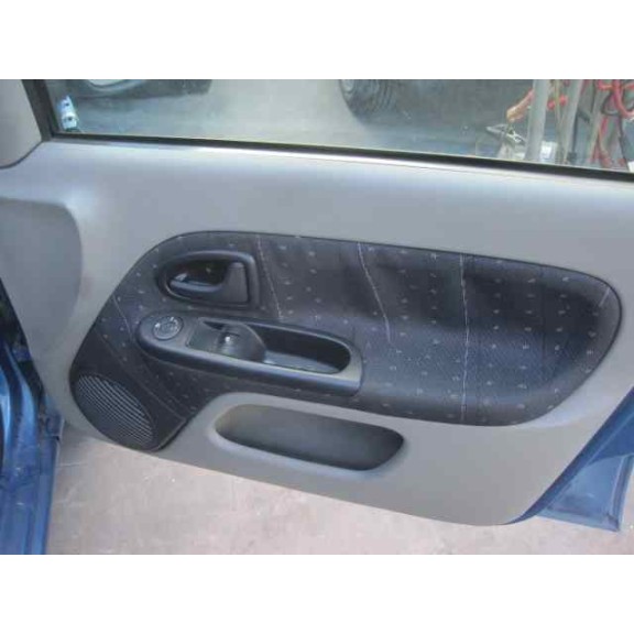 renault clio ii fase ii (b/cb0) del año 2003