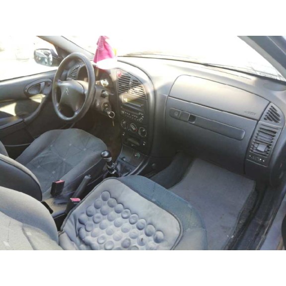 citroën xsara berlina del año 2001