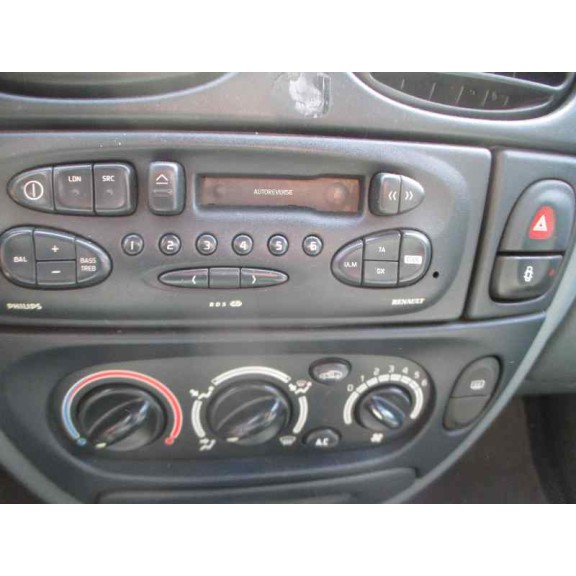 renault megane i classic (la0) del año 1998