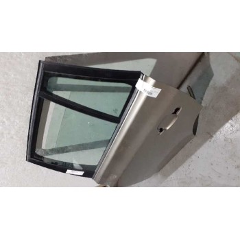 Recambio de puerta trasera izquierda para bmw x3 (e83) 2.0d referencia OEM IAM  GRIS 