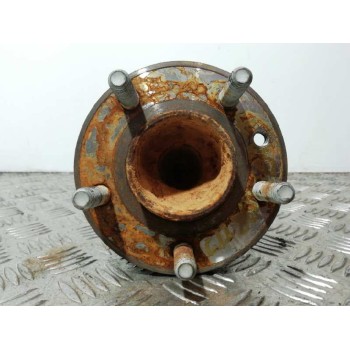 Recambio de buje para volvo v40 2.0 diesel cat referencia OEM IAM  TRASERO DERECHO 5 TORNILLOS