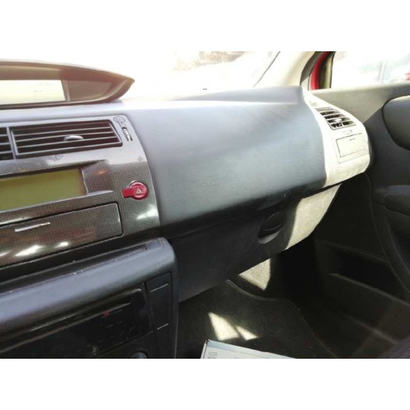 citroën c4 berlina del año 2006