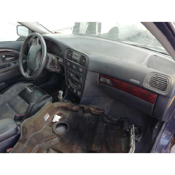 volvo v40 familiar del año 2001