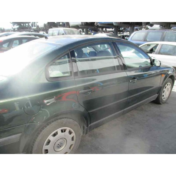 volkswagen passat berlina (3b2) del año 1996