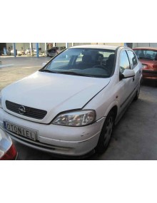 opel astra g berlina del año 1998