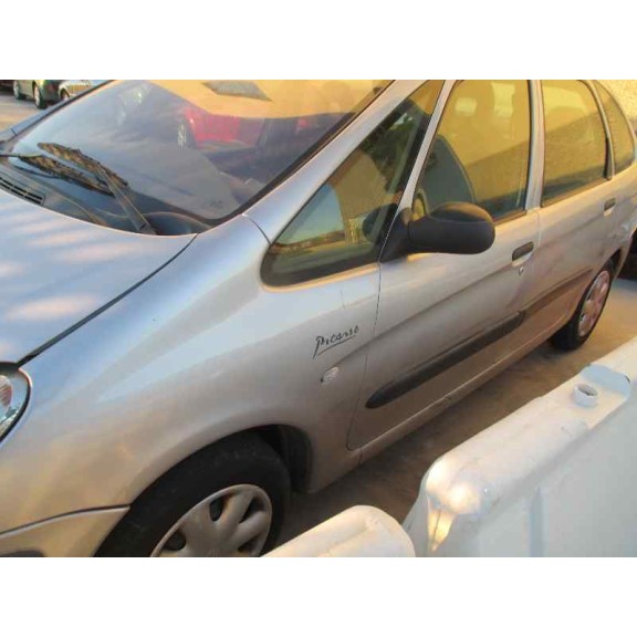 citroën xsara picasso del año 2000