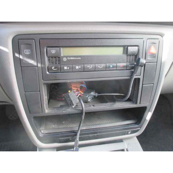 volkswagen passat berlina (3b2) del año 1996