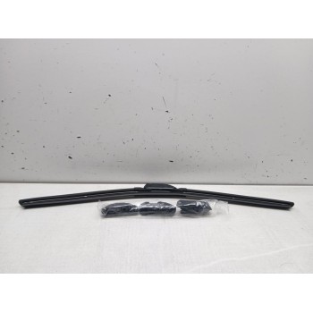 Recambio de escobilla limpia para peugeot 3008 referencia OEM IAM cgaf2358  58 cm 23´´ flexible