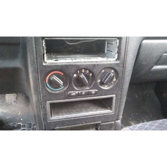 opel astra g berlina del año 2000