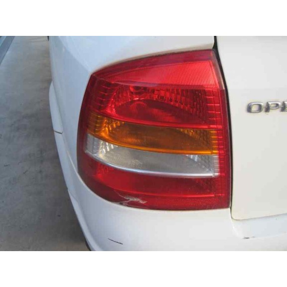 opel astra g berlina del año 1998