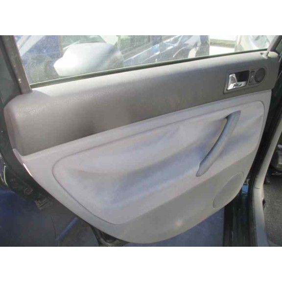 volkswagen passat berlina (3b2) del año 1996