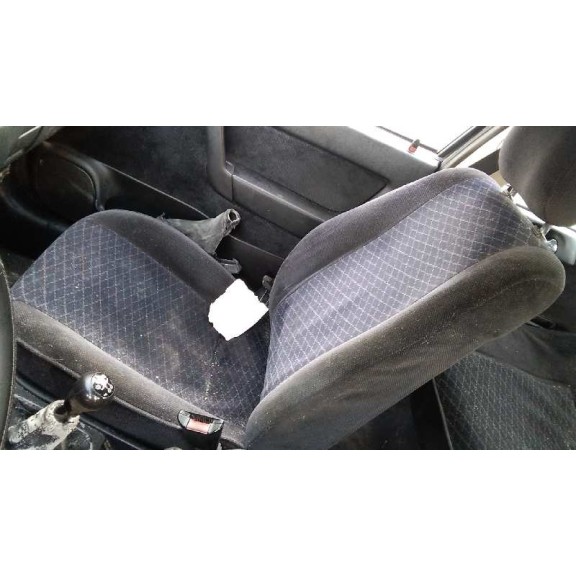 opel astra g berlina del año 2000