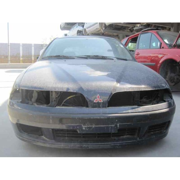 mitsubishi carisma berlina 5 (da0) del año 2000