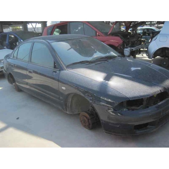 mitsubishi carisma berlina 5 (da0) del año 2000