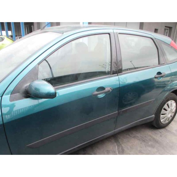 ford focus berlina (cak) del año 2001