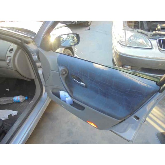 renault laguna ii (bg0) del año 2002