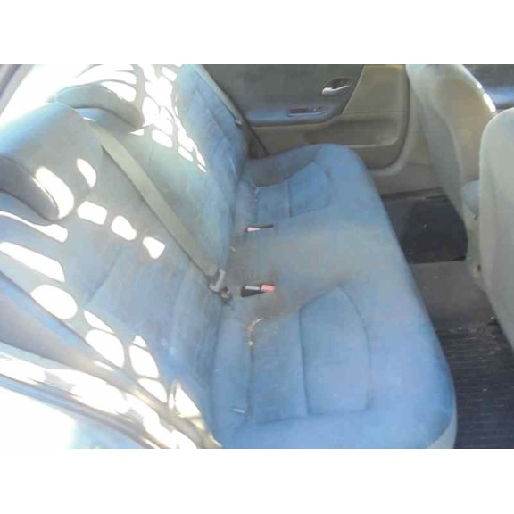 renault laguna ii (bg0) del año 2002