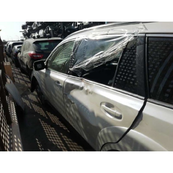 subaru legacy kombi/outback b14 del año 2009