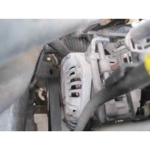 mazda 323 berlina f/s (bj) del año 1998