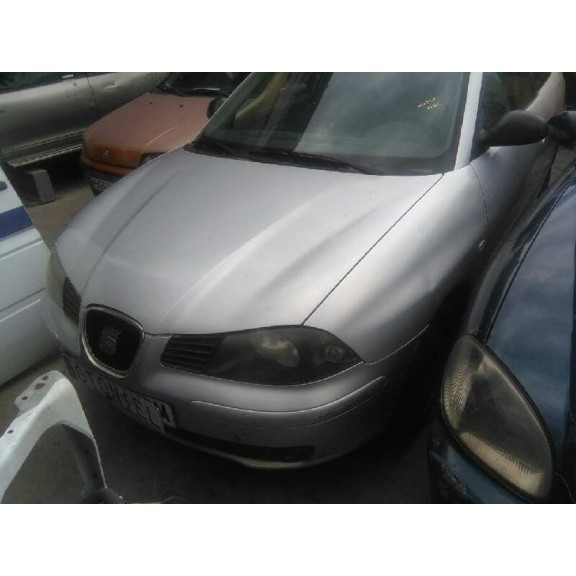 seat ibiza (6l1) del año 2002