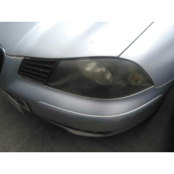 seat ibiza (6l1) del año 2002