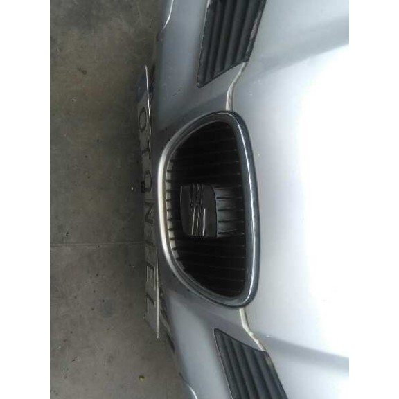 seat ibiza (6l1) del año 2002