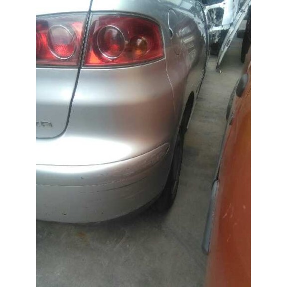 seat ibiza (6l1) del año 2002