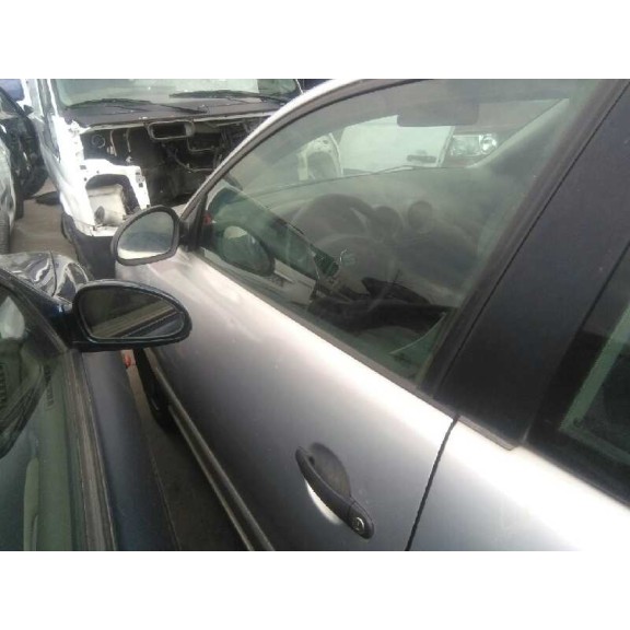 seat ibiza (6l1) del año 2002