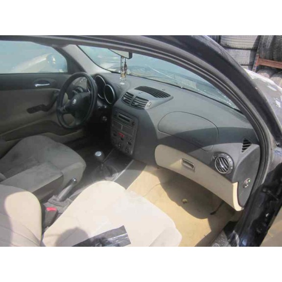 alfa romeo 147 (190) del año 2004