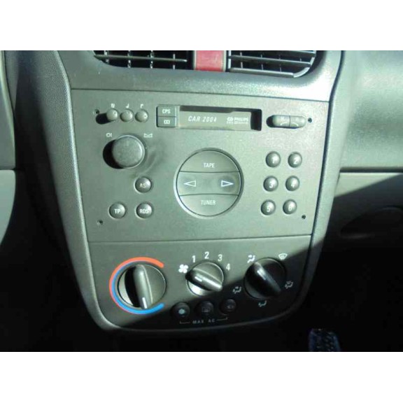 opel corsa c del año 2001