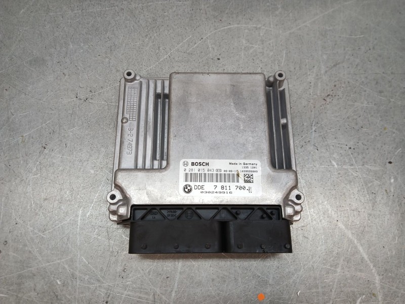 Recambio de centralita motor uce para bmw 1 (e87) 120 d referencia OEM IAM 0281015043  