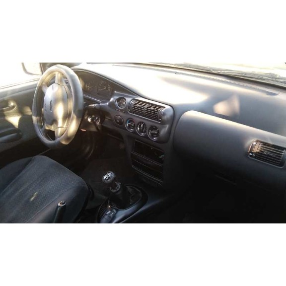 ford escort berlina/turnier del año 1996