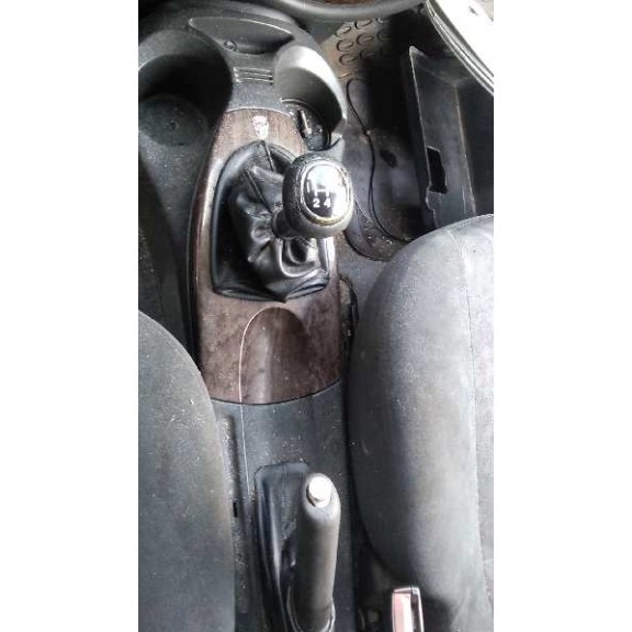 ford focus berlina (cak) del año 1999