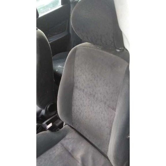 ford focus berlina (cak) del año 1999