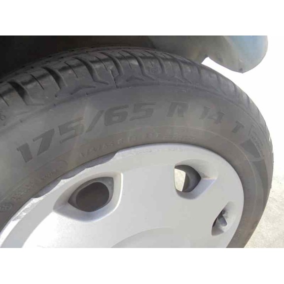 opel corsa c del año 2001