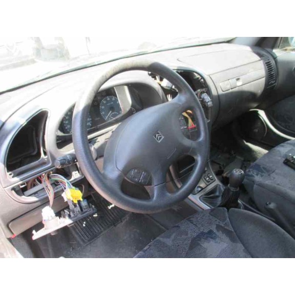 citroën xsara berlina del año 1998